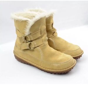 Sorel warm ankle boots